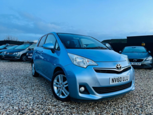 2011 Toyota Verso S 1.33 Dual Vvt-I Tr Euro 5 5dr in Blue — image 5