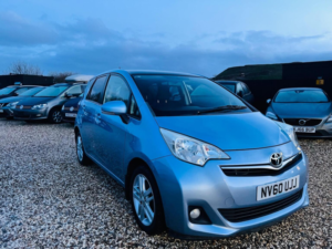 2011 Toyota Verso S 1.33 Dual Vvt-I Tr Euro 5 5dr in Blue — image 6