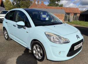 2010 Citroen C3 1.4 Vti 16v Exclusive in Blue — image 2