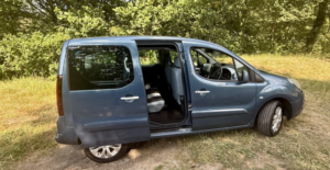 2014 Citroen Berlingo 1.6 Hdi*plus*1owner 9yrs-Ac-11svs-Lowmiles**immaculate Rare Find** in Blue — image 4