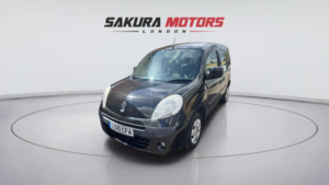 2010 Renault Kangoo 1.6 16v Expression Auto Euro 4 5dr in Black — image 3