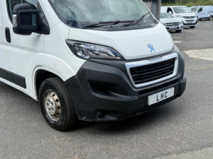 2020 Peugeot Boxer 2.2 Bluehdi 335 Professional L3 H2 Euro 6 (s/s) 5dr in White — image 4