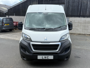 2020 Peugeot Boxer 2.2 Bluehdi 335 Professional L3 H2 Euro 6 (s/s) 5dr in White — image 5