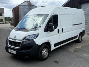 2020 Peugeot Boxer 2.2 Bluehdi 335 Professional L3 H2 Euro 6 (s/s) 5dr in White — image 6