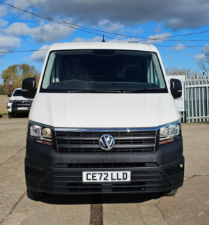 2023 Volkswagen Crafter 2.0 Tdi Cr30 Startline Fwd Mwb Euro 6 (s/s) 5dr in White — image 2