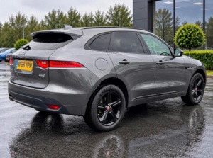 2019 Jaguar F-Pace 2.0 D180 R-Sport Auto AWD Euro 6 (s/s) 5dr in Grey — image 5