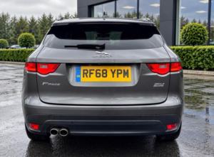 2019 Jaguar F-Pace 2.0 D180 R-Sport Auto AWD Euro 6 (s/s) 5dr in Grey — image 6