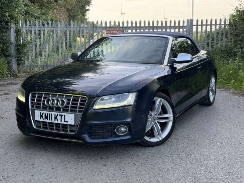 2011 Audi S5 3.0 Tfsi V6 in Blue — image 1