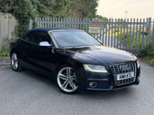 2011 Audi S5 3.0 Tfsi V6 in Blue — image 2
