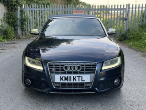 2011 Audi S5 3.0 Tfsi V6 in Blue — image 3