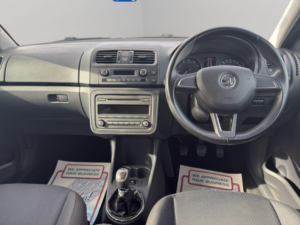 2015 Skoda Fabia 1.2 Tsi Elegance Euro 5 5dr in Grey — image 2
