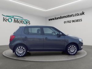 2015 Skoda Fabia 1.2 Tsi Elegance Euro 5 5dr in Grey — image 3