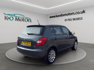 2015 Skoda Fabia 1.2 Tsi Elegance Euro 5 5dr in Grey — image 4