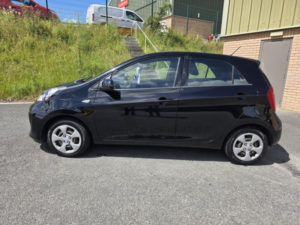 2017 Kia Picanto 1.0 1 Air in Black — image 3