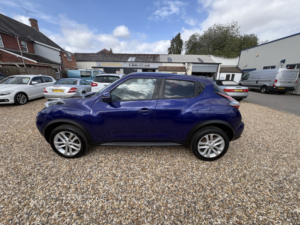 2017 Nissan Juke 1.2 Dig-T N-Connecta in Blue — image 6