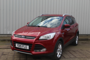 2015 Ford Kuga 2.0 Tdci Titanium in Red — image 3