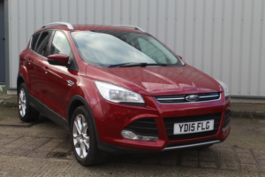 2015 Ford Kuga 2.0 Tdci Titanium in Red — image 4