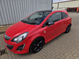 2014 Vauxhall Corsa 1.2 16v Limited Edition in Red — image 5