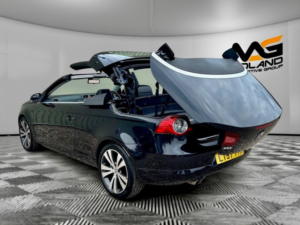 2007 Volkswagen Eos 2.0 Tfsi Sport Cabriolet Euro 4 2dr in Black — image 5