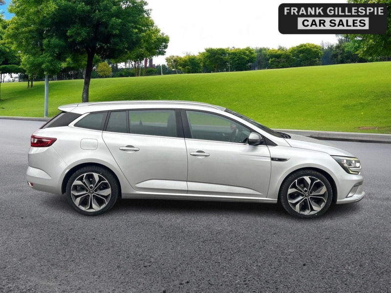 2019 Renault Megane 1.5 Blue Dci Gt Line Sport Tourer Euro 6 (s/s) 5dr in Silver — image 1