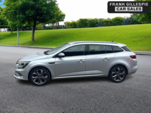 2019 Renault Megane 1.5 Blue Dci Gt Line Sport Tourer Euro 6 (s/s) 5dr in Silver — image 2