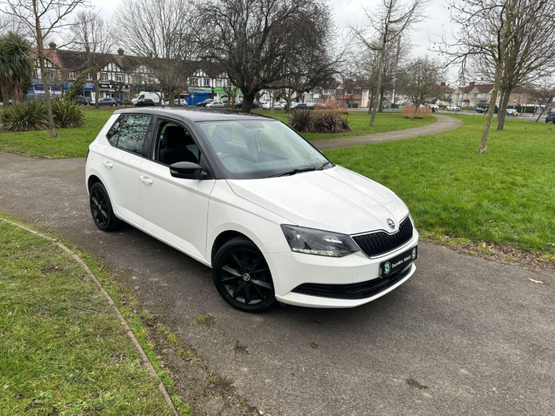 2017 Skoda Fabia 1.0 Colour Edition in White — image 1