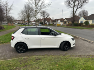 2017 Skoda Fabia 1.0 Colour Edition in White — image 3