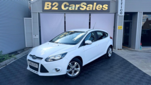 2013 Ford Focus 1.6 Zetec Powershift Euro 5 5dr in White — image 5
