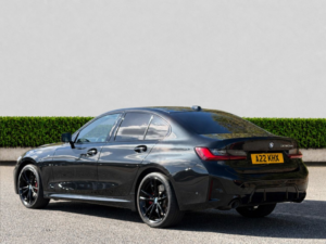 2024 BMW 3 Series 2.0 330e 12kwh M Sport Saloon 4dr Petrol Plug-In Hybrid Auto Euro 6 (s/s) (292 Ps) in Black — image 5