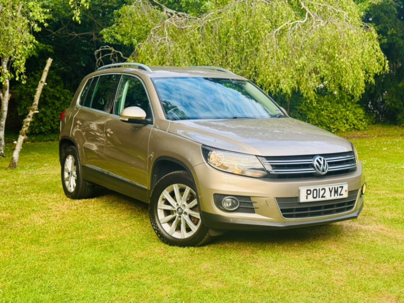2012 Volkswagen Tiguan 2.0 Tdi Bluemotion Tech Se SUV 5dr Diesel DSG 4WD Euro 5 (s/s) (140 Ps) in Beige — image 1