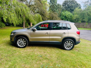 2012 Volkswagen Tiguan 2.0 Tdi Bluemotion Tech Se SUV 5dr Diesel DSG 4WD Euro 5 (s/s) (140 Ps) in Beige — image 6