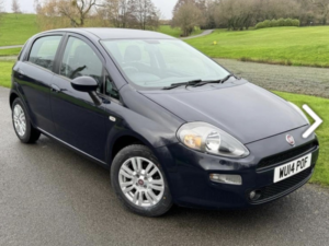 2014 Fiat Punto Punto 5-Door 1.2 8v 69hp Easy+ in Blue — image 3