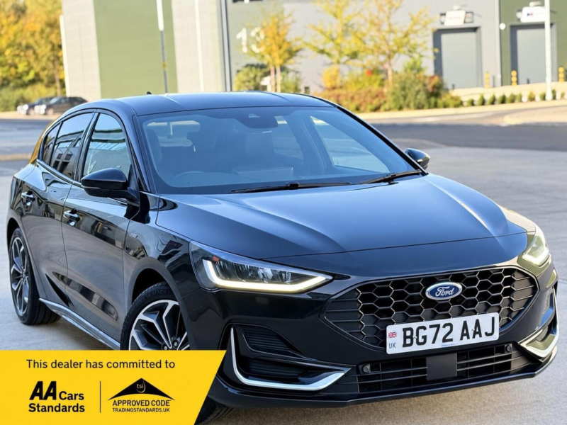 2022 Ford Focus 1.0t Ecoboost Mhev St-Line Vignale Dct Euro 6 (s/s) 5dr in Black — image 1