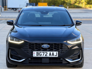 2022 Ford Focus 1.0t Ecoboost Mhev St-Line Vignale Dct Euro 6 (s/s) 5dr in Black — image 4