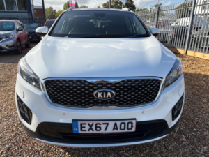 2017 Kia Sorento 2.2 Crdi Kx-3 Auto AWD Euro 6 5dr in White — image 6