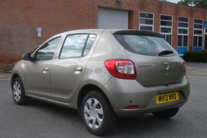 2013 Dacia Sandero 0.9 Tce Laureate Euro 5 5dr in Beige — image 4