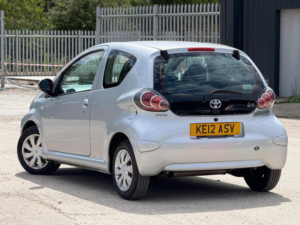 2012 Toyota Aygo 1.0 Vvt-I Ice Euro 5 3dr in Silver — image 3