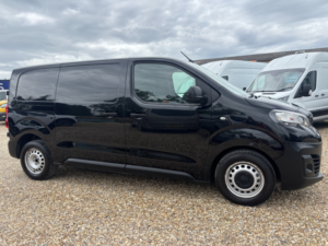 2022 Peugeot Expert 2.0 Expert Professional Premium Standard Bhdi 145 S&s 6-Speed Manual in Black — image 2