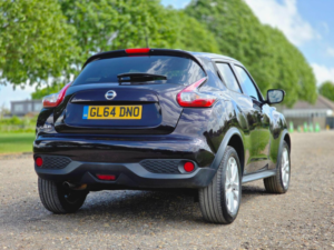 2014 Nissan Juke 1.2 Dig-T Acenta Premium Manual 6spd Euro 5 (s/s) 5dr in Black — image 6