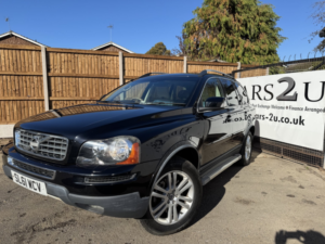2011 Volvo Xc90 2.4 D5 Se in Black — image 4