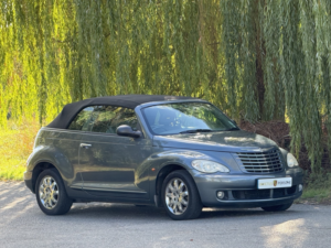 2006 Chrysler Pt Cruiser 2.4 Limited in Silver — image 3