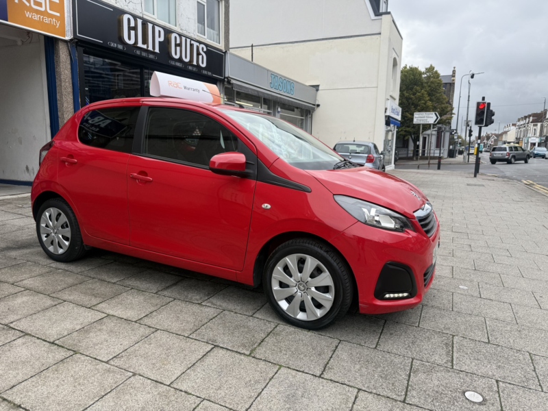 2018 Peugeot 108 1.0 Active in Red — image 1