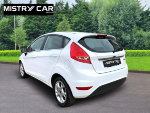 2011 Ford Fiesta 1.3 Zetec in White — image 6