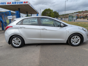 2013 Hyundai I30 1.6 Crdi Blue Drive Active in Silver — image 5