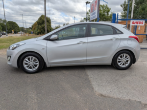 2013 Hyundai I30 1.6 Crdi Blue Drive Active in Silver — image 6
