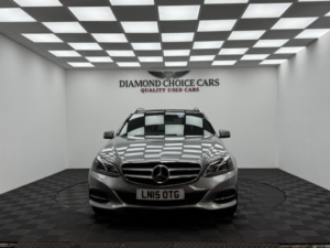 2015 Mercedes-Benz E Class 2.1 E220 Bluetec Se in Silver — image 2