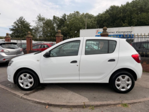 2014 Dacia Sandero 1.2 Ambiance Euro 5 5dr in White — image 4
