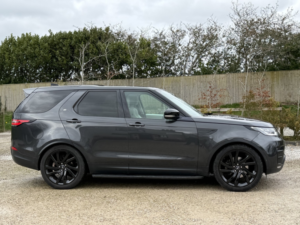 2018 Land Rover Discovery 3.0 Td V6 Hse Luxury in Grey — image 2