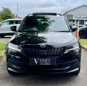 2019 Skoda Karoq 1.5 Tsi Act Sportline Automatic in Black — image 2