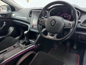 2017 Renault Megane 1.2 Tce Dynamique S Nav Euro 6 (s/s) 5dr — image 3